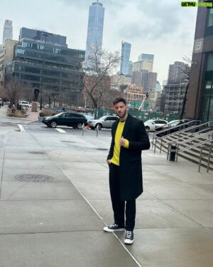 Jonathan Sampaio Instagram - We’re doin’ what it takes just to survive,and if we want to be succeed we got to put a lot of work and Faith on it. New York City ain’t for suckers,  you ride or die.