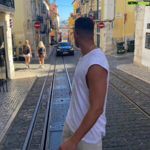 Jonathan Sampaio Instagram - Favela Chic Lisboa