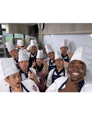 Jonathan Thona Yiombi Instagram - 여러 좋은 순간들을 포착한 하루☺️