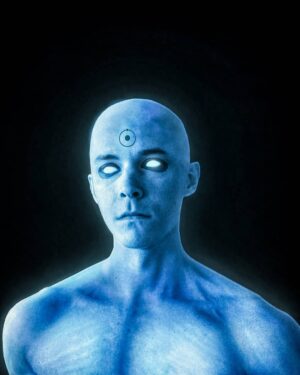 Jonathan Whitesell Instagram - Dr. Manhattan 🏙🌌

"Why does my perception of time distress you? Everything is preordained, even my responses. We're all puppets Laurie, I'm just a puppet who can see the strings."

Giving yourself a bald head in photoshop is tricky... Especially when you have long hair 🙃 Very pleased with how this one turned out though