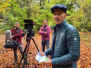 Jonnie Irwin Instagram - Just been told about the overnight viewing figures from our show on Monday; 22% audience share, 1 million viewers and slot winner!
 Well done to all of our team on @escape_country and thanks to you so much for watching, I must admit we had a lot of fun filming this episode. #newbeginnings #countrylife #property #onlocation #rural #rurallife #autumn #onset #onsetlife