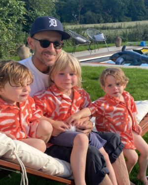 Jonnie Irwin Instagram - The best weather, best fun and the very best people for a few days away.