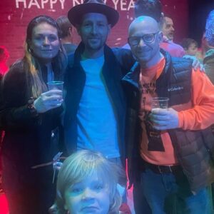 Jonnie Irwin Instagram - Happy New Year to you all. A kids disco and a fake countdown followed be a quiet dinner at home with friends is as rock n roll as it got. X