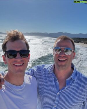 Jonny Fischer Instagram - No words needed!!! #thankful #reloading #happyplace #southafrica #westerncape #capetown #secondhome #montagu #tablemountain #winelover #winetasting #hiking #gaytravel #gaycouples @michi_eats_out @volvocarsa @volvocarch special thanks @simssays and @kapweine @jonkmanshof