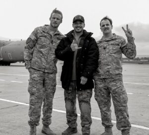 Jonny Lee Miller Instagram - Shooting @guyritchie new movie #thecovenant last year with two absolute gentlemen @alexanderludwig and my G @officially_wong