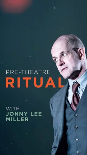 Jonny Lee Miller Instagram - Final weeks!! Come see us. @amirrorwestend (since filming this I have obtained more 🥝)