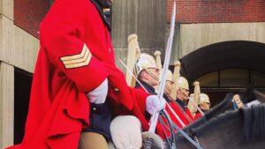 Jonny Lee Miller Instagram - Had the honour of getting a tour of Knightsbridge barracks the other day, and visiting the Household Cavalry! It’s a village unto itself in the heart of London. The farriers shop is like stepping back in time and the skill, pride and history in all the departments, from tailors to leather works is incredible. Many thanks to all for the hospitality and especially @c_newby_ ! #householdcavalry #lifeguards #bluesandroyals