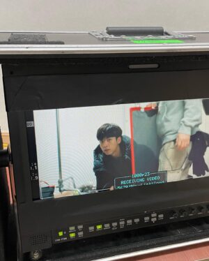 Joo Jong-hyuk Instagram - 영화 ‘만분의일초’
부천판타스틱영화제 
#작품상 #왓챠상 !!!!!!🤘