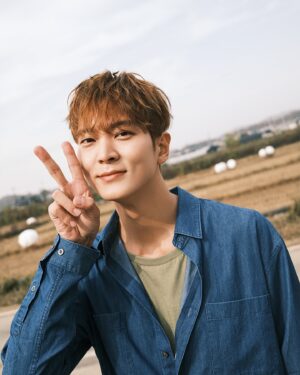 Joo Won Instagram - 3월 30일 팬미팅 레츠고?😍

자세한건 고스트스튜디오에서 알려준대요‼️