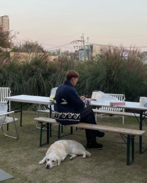 Joo Won Instagram - 뒤집어 신아
총각네고기가게
솥뚜껑삼겹살
군고구마
고양이 낚시대