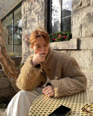 Joo Won Instagram - 겨울엔핫쵸코☕️