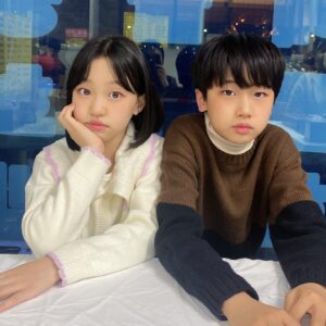 Joo Ye-rim Instagram - 오늘은
#그린마더스클럽 하는날💜
.
#장꾸둘 영빈이 유빈이
#greenmothersclub
#kdrama