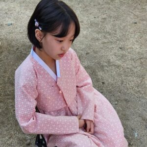 Joo Ye-rim Instagram - 오늘 #구미호뎐1938 마지막회

죽향🌸