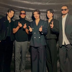 Joon Park Instagram - 요오우~ 대구 첫날 다들너어무 수고햇구 대구 fangod들쨩! 내일또보자! 빼애앰!!!
Yo~ Daegu's COMPLETELY SOLD OUT 1st show tonight was FANTASTIC! Thank You Daegu fangod you are ALL AWESOME & we will see u again Tomorrow night! BBBAAAMMM!!!
#지오디 #fangod #박준형 #윤계상 #안데니 #손호영 #김태우 #g5d #JoonPark #ParkJoonHyung #YoonKyesang #AhnDanny #SonHoyoung #KimTaeWoo #godDaeguConcert #지오디콘서트 #지오디마스터피스 #godsMasterpiexe #지오디대구콘서트 다들너어무고마워인재빨랑따뜻한저녁들먹구빨랑집가서뜨건물로싯구발딱구얼릉잘자구내일또볼수있음보자매애앤#MerryChristmas #Daegu #대구 #Seoul #Korea #KoreanBoy #band #SeoulKorea #Kpop