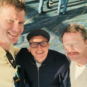 Joonas Suotamo Instagram - Wishing a happy birthday to @alantudyk , who played my favorite former Imperial droid. Here we are asking @paulbettany for MCU spoilers back at Star Wars Celebration 😂