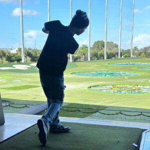 Jordan Clark Instagram - It takes a lot of balls to golf the way I do. 😭 #topgolf #golf #teeoff