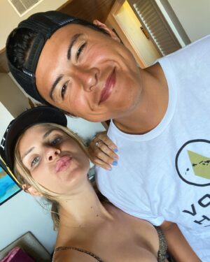 Jordan Connor Instagram - Honeymoon day 🤚🏽