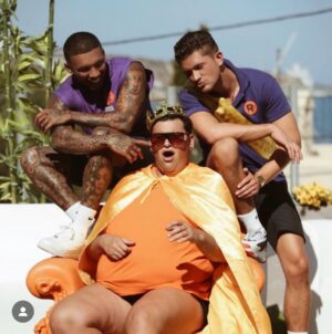 Jordan Davies Instagram - 👑 GIVE HIM THE CROWN 👑

You’ve all seen my boy @davidpottsx is the life & soul of the big brother house & with it being so close to the final he needs every vote he can. This series wouldn’t have been the same without him & he’s come in as the under dog but I knew you would all love his infectious personality 😎 make sure you all get voting to save him 🤘🏼 David for the win