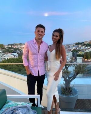 Jordan Davies Instagram - Happy Valentine’s Day ❤️ 

You’re my lobster 🦞  Although judging by the colour of my skin in some of these photos it’s probably the other way around. 

You’re the best thing to ever happen to me & I wouldn’t change anything for the world ❤️ Here’s to making plenty more memories in 2024 & probably plenty more animals for our mini farm 🐑🐐🐔