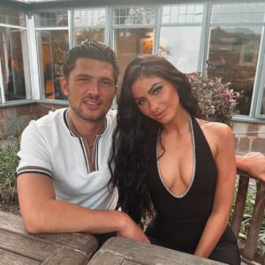 Jordan Davies Instagram - Birthday Girl 🎉 

Happy birthday to the strongest women I know. I know it’s been super hard for you over the last few years & it’s a strange coincidence that your birthday has fallen on mental health awareness week as you’ve been through so much but come so far. but you’ve never given up & I couldn’t be prouder. You would do anything for anyone & I couldn’t be luckier 

I love you so much & now it’s time to celebrate. It’s been the best 6 years and heres to the rest 🎉