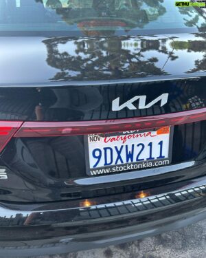 Jordan Elsass Instagram - Step one: fly to LA 
Step two: rent Kia forte FE (it’s not yours so who cares if u post the license plate)
Step three: get haircut from Mike Ryan (a true beast) 
Step four: hit the picket lines w pals (wole the GOAT and mystical bitsicle)