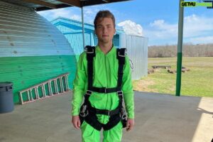 Jordan Elsass Instagram - 2020 before it all went wrong
