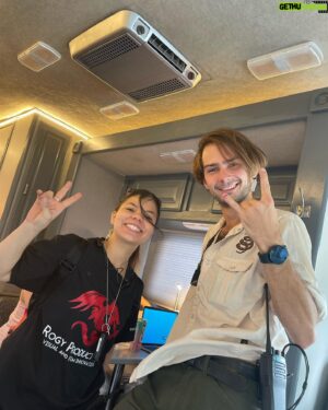 Jordan Elsass Instagram - But the train keeps a movin’ 
On down to Sannnnn annnntoneeee 

#visitsanantonio #corazoncity