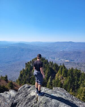 Jordan Elsass Instagram - Top 5 places I’ve been in the US: 

Boulder, CO
Seattle, WA
Big bend National park, TX
Asheville, NC
Your mom’s house