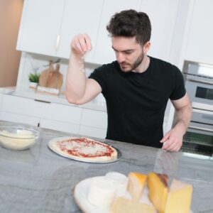 Jordan Maron Instagram - #ad So as you probably know, I like pizza a whole lot, and I think I've eaten it more than anyone else in the country. Which is why thanks to dairy farmers I got to tour a local California dairy farm to see where the delicious cheese on my pizza comes from. On top of having a calf named after me (seriously, she's on the second slide and it's amazing), I learned dairy is a food that can give me the energy I need to game better when I'm feeling sluggish (that's right, the game's not the only thing that lags). So I'm gonna be doing some videos with @Rosannapansino making gaming-inspired recipes stacked with dairy to help you #BeatTheLag when gaming too. Can’t wait to show you more. @DairyGood #UndeniablyDairy