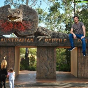 Jordan Shanks Instagram - Having so much fun on the Central Coast with all my friends. Come see my new show at Everglades, Woy Woy, this Friday night! 🎫 www.friendlyjordies.com