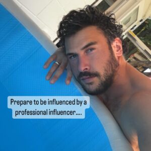 Jordan Watson Instagram - WARNING: A professional Influencer is about to Influence you. You may suffer from involuntary influence. You have been warned…
I’ve jumped on the Ice Bath bandwagon and am loving this new beast. The Everest Plunge. No ice required. The water cooler can set the water temp to whatever you need. Say good bye to buying or trying to make ice. 
Check them out @everestplunge 🤙🏼
#influencer #ad #icebath #iceplunge #everestplunge