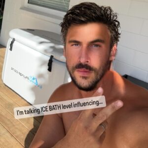 Jordan Watson Instagram - WARNING: A professional Influencer is about to Influence you. You may suffer from involuntary influence. You have been warned…
I’ve jumped on the Ice Bath bandwagon and am loving this new beast. The Everest Plunge. No ice required. The water cooler can set the water temp to whatever you need. Say good bye to buying or trying to make ice. 
Check them out @everestplunge 🤙🏼
#influencer #ad #icebath #iceplunge #everestplunge