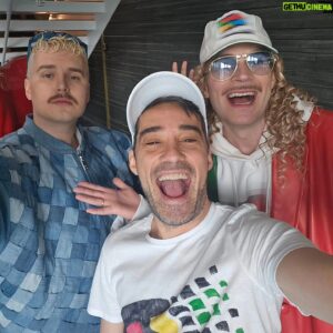 Jordi Cruz Instagram - No Rules y mucho más hoy en el arranque de UN BUEN MOMENTO Malmö Calling en @rtveplay @eurovisiontve 
@windows95man @juhani.lassila