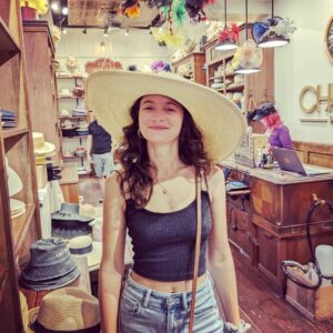 Jordyn DiNatale Instagram - Thanks for putting this giant hat on my head @kwstunts 

#fantasm #disneysprings #hatclub #fearstreet #rubylane #milkman