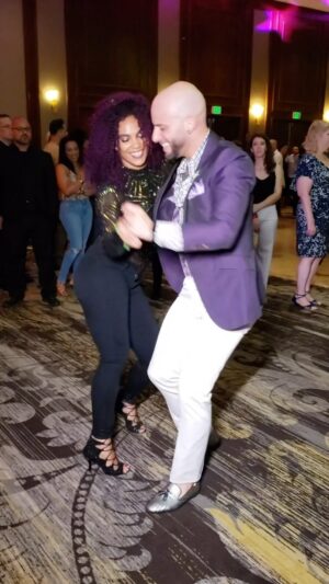 Jorge Burgos Instagram - What a vibe to dance to live music! We appreciate all the live musicians that show out at Festivals/Congresses! Always a vibe on the dance floor 🔥 

💃🏾 @katherinejimenez_official 
🕺🏼@ataca_official 

#dancers #socialdancing #mambo #salsa #featival #live #livemusic