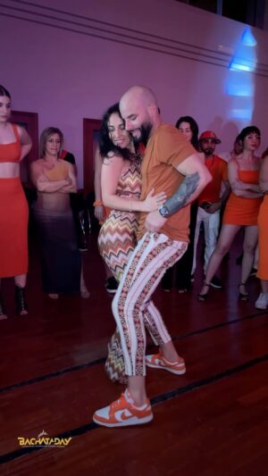 Jorge Burgos Instagram - 🔶 ~Social Dance~🔶 @ataca_official 
🎶 Prince Royce ~Boogie Chata 🎶
@bachataday 
@fabio.videomaker