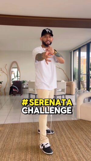 Jorge Burgos Instagram - Aprende el NUEVO #serenatachallenge AQUI!!! 🔥 

MI GENTEEEEE... La canción esta pegando y ahora hay que ponerle unos pasitos rico!!!

Aprendete el challenge y preparate para unas sorpresitas 😎

#SERENATACHALLENGE