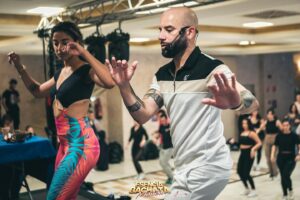 Jorge Burgos Instagram - Grateful for every follower & student who joins our workshops worldwide! 🌍 Your presence fuels our passion for teaching and learning. For those who can’t make it in person, don’t worry - we’ve got online classes too with Island Touch Online and AYA Mastery Classes! 💻 Let’s keep growing together! #Thankful #GlobalCommunity #OnlineLearning
📷 @pabloriosphotography @32_beats_production