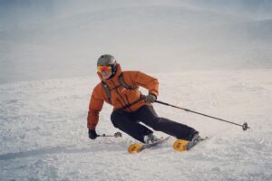 Jorge Fernández Instagram - Ya estamos en el lío!! Y lo que me gusta…

Buenísimo inicio de temporada en @baqueira_beret 
@salomon.spain 
@salomonfreeski 
@deporteseurosport