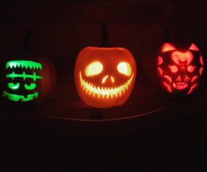 Jorge Garcia Instagram - Carved the last of the pumpkins while watching tv last night. Special ziploc bag hack to keep pumpkin guts off the remote.