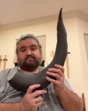 Jorge Garcia Instagram - Here’s how I made the head on my Krampus costume.
I had an old Wolfman mask where the latex on the face was starting to get crunchy. So I cut it out and kept the fur cowl figuring I’d use it for something someday. Then when this Krampus project showed up I thought it was a good place to start. I watched a horn making video on YouTube from @stiltbeaststudios. Basically you form the horns out of EVA foam. Then paint them with liquid nails to give them a nice texture. Then paint them to your liking once they dry. To attach them I made a couple of cylindrical bases which I poked through holes in the fur and contact cemented the horns to those nubs. Voila. Turned out way better than I had expected on my first try. I also got some help from my wife adding fur around the face and sewing those fur legs for me.