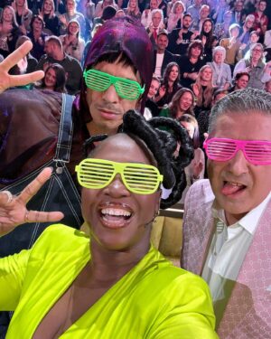 Jorge González Instagram - Can’t touch this! Jury-90s-Power 🪩❤️ 
#LetsDance #RTL #Tanzshow #LetsDanceBackstage #MotsiMabuse #JorgeGonzalez #JoachimLlambi