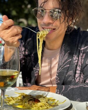 Jorge González Instagram - What kind of pasta is your favorite? 🍝Carboloading before the Italo Hits Night this coming Friday @letsdance  #pasta #letsdance #italia