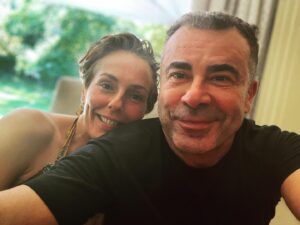 Jorge Javier Vázquez Instagram - Ha venido Rocío Carrasco a verme y le he contado que vuelvo el jueves a @supervivientestv 😀😀😀
