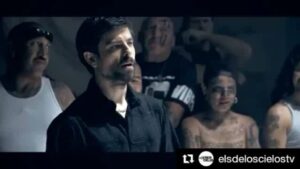 Jorge Luis Moreno Instagram - #Repost @elsdeloscielostv (@get_repost)
・・・
El Señor de los Cielos 5 | @morenojorgeluis está feliz con Víctor Casillas | @telemundo
