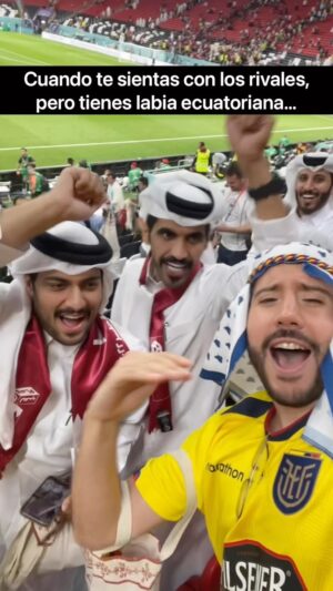 Jorge Ulloa Instagram - Cuando te sientas con los rivales, pero tienes labia ecuatoriana… 

Viniendo con el Tío Pilsener 

#Qatar #Ecuador #mundial2022 #HaremosHistoria @pilsenerec