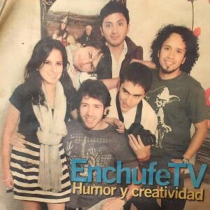 Jorge Ulloa Instagram - Esta portada desgastadísima de revista que nos hace sentir viejazos está perfecta para celebrar que HOY CUMPLIMOS 11 AÑOS desde que nació @enchufetv !!! Ya es un guagua que camina solo ❤️❤️❤️
