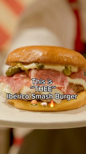 José Andrés Puerta Instagram - We 🍔 International Burger Day. From our classic Txuleburger to our Ibérico Smashed, we have a passion for burgers. Swing by our newest @littlespain kiosk Mr. Lopez to celebrate with us today. Or order our Txuleburger kit on @goldbelly to get it delivered for all your summer parties. #InternationalBurgerDay