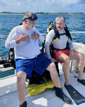 José Andrés Puerta Instagram - An incredible talent, husband, father, chef, artist…gone too soon. I’ll remember you coming to scuba with me in Cayman, only your second time, and you were fearless my friend. We will miss you @chefjameskent 😔🕊️ 🫶 Sending love to your family and teams @saga_nyc @crownshynyc @overstory @sagahospitalitygroup
