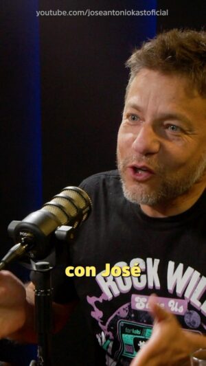 José Antonio Kast Instagram - HOY a las 22 horas continuamos con el #podKast 🎙️ 

Esta vez junto al gran Pablo Zuñiga y su sátira que contagia alegría y buena onda. 

#podKast #PabloZuñiga @pablozunigatele